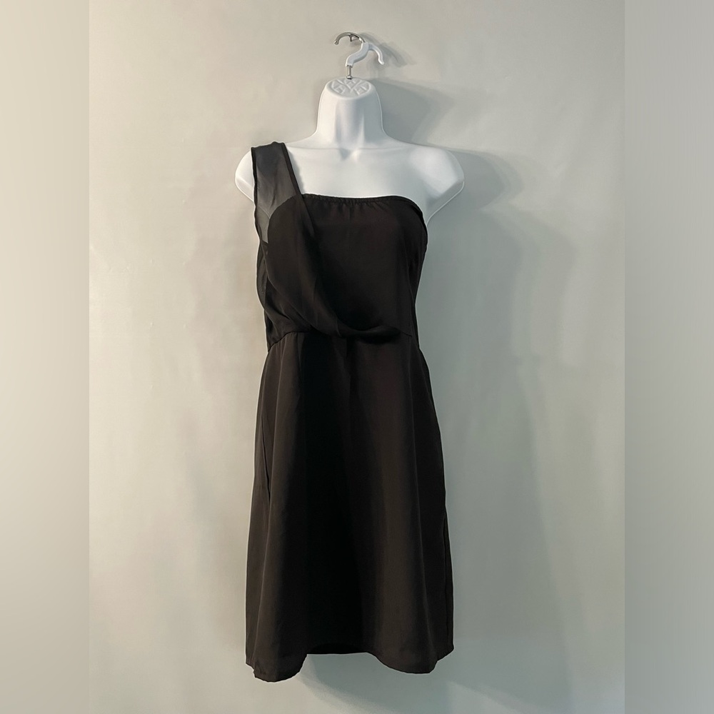 NWT. Party of Dots Volcom Dress. - Picture 3 of 4
